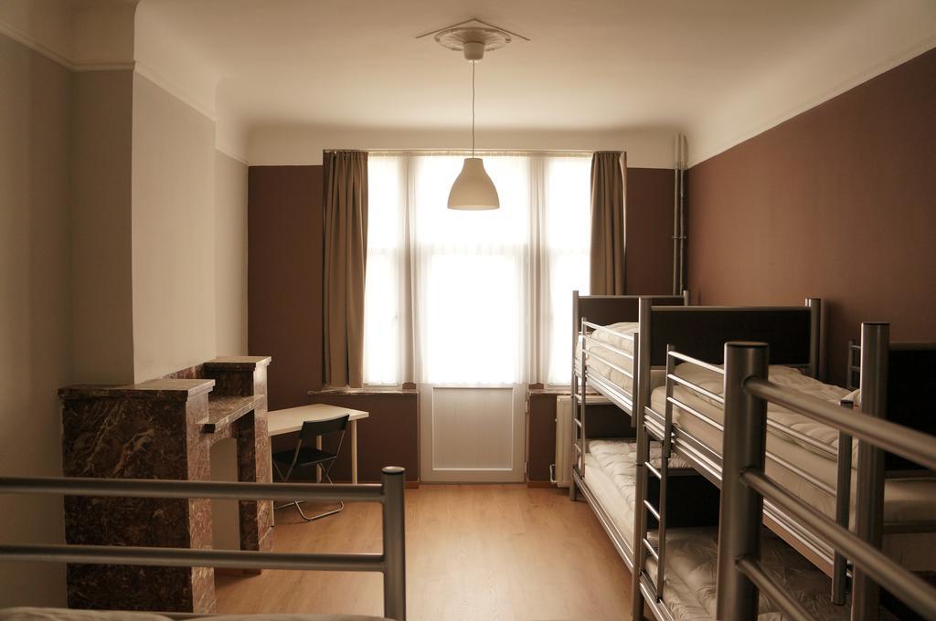 Es Hostel Saint-Gilles Dış mekan fotoğraf
