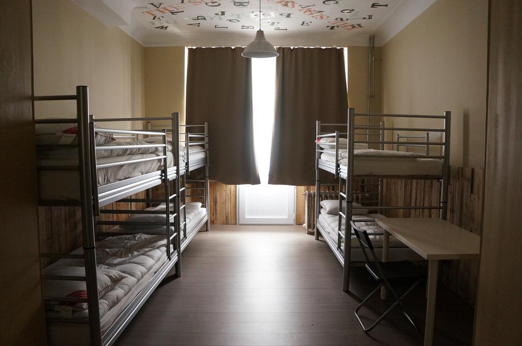 Es Hostel Saint-Gilles Dış mekan fotoğraf