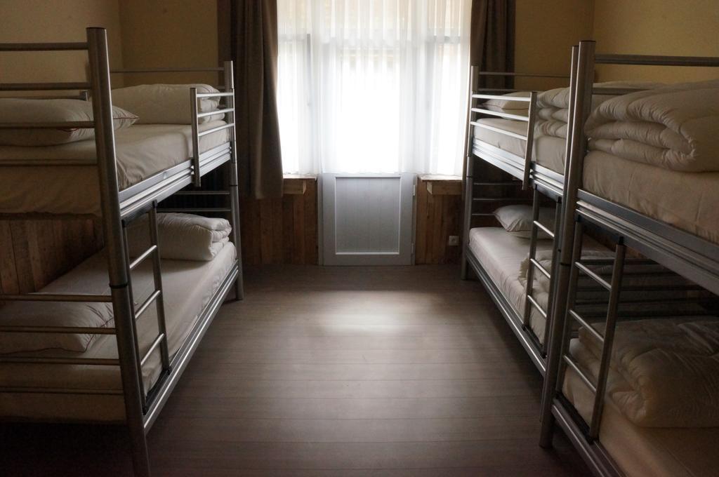 Es Hostel Saint-Gilles Dış mekan fotoğraf