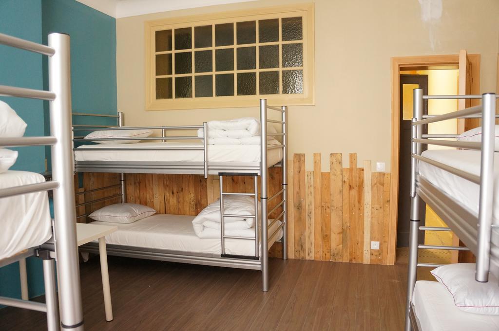 Es Hostel Saint-Gilles Dış mekan fotoğraf
