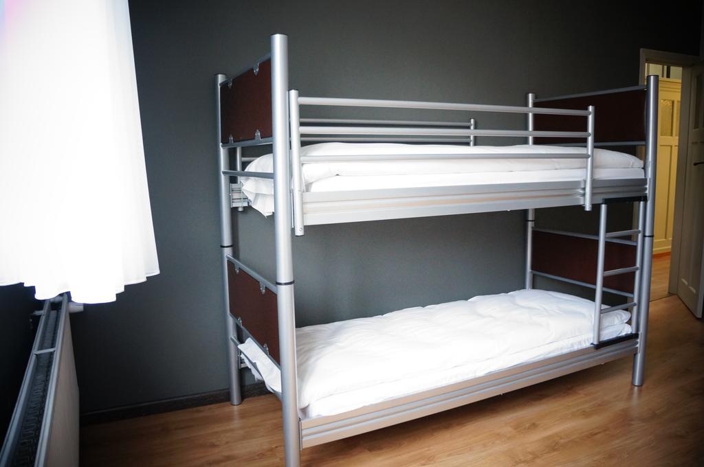 Es Hostel Saint-Gilles Dış mekan fotoğraf