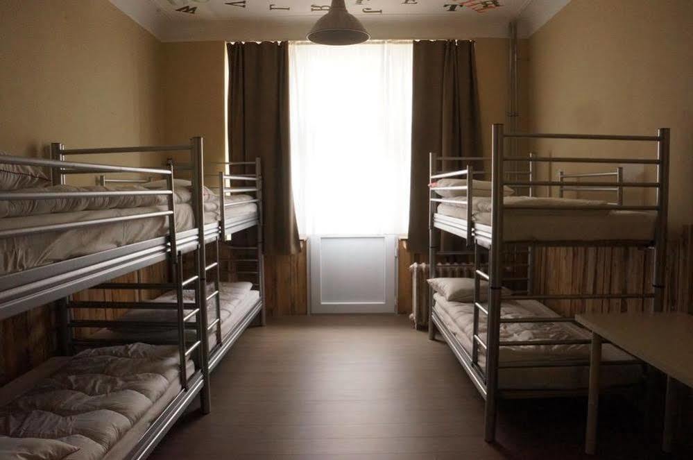 Es Hostel Saint-Gilles Dış mekan fotoğraf